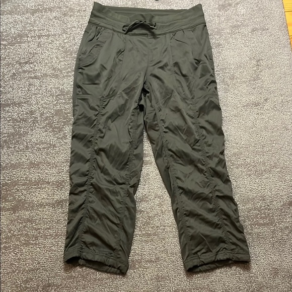 The North Face Pants - The North Face Women’s Green Athletic Capri Hiking Pants Size S